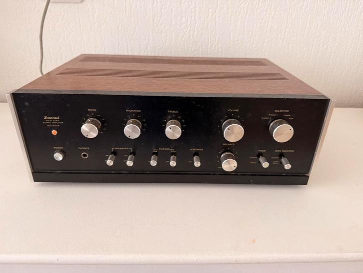 Vintage Sansui AU-555A Geïntegreerde Versterker, Audio, Tv en Foto, Versterkers en Receivers, Zo goed als nieuw, 120 watt of meer