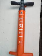 Pomp SUP Itwit in goede staat met barometer, bajonet, Ophalen of Verzenden, Gebruikt, SUP-accessoire
