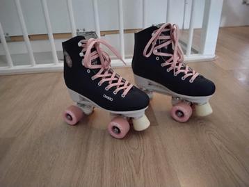 Rollerskates oxelo maat 39 beschikbaar voor biedingen