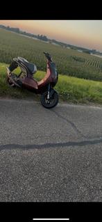 Ludix 70cc, Fietsen en Brommers, Scooters | Peugeot, Ophalen, Tweetakt, Maximaal 45 km/u, 70 cc