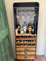 Dranken kast, Ophalen, Zo goed als nieuw, Minder dan 150 cm, Met hangruimte