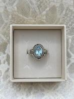 Zilveren ring met aquamarijn edelsteen, 18 tot 19, Ophalen of Verzenden, Zo goed als nieuw, Met edelsteen