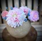Prachtige pot inclusief bloemen, Ophalen of Verzenden, Zo goed als nieuw