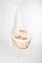 Vintage rotan wieg met nieuwe ecru bekleding en matras, Kinderen en Baby's, Babywiegjes en Ledikanten, Ophalen, Nieuw, Wieg