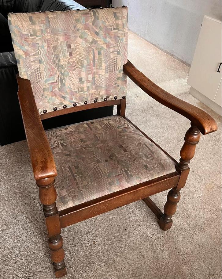 Vintage Houten Stoel met Armleuningen, Huis en Inrichting, Stoelen, Gebruikt, Eén, Hout, Bruin, Ophalen