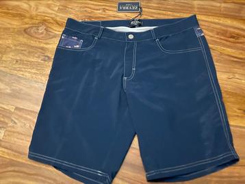 Zeybra  heren zwem short L en XL blue boats  beschikbaar voor biedingen