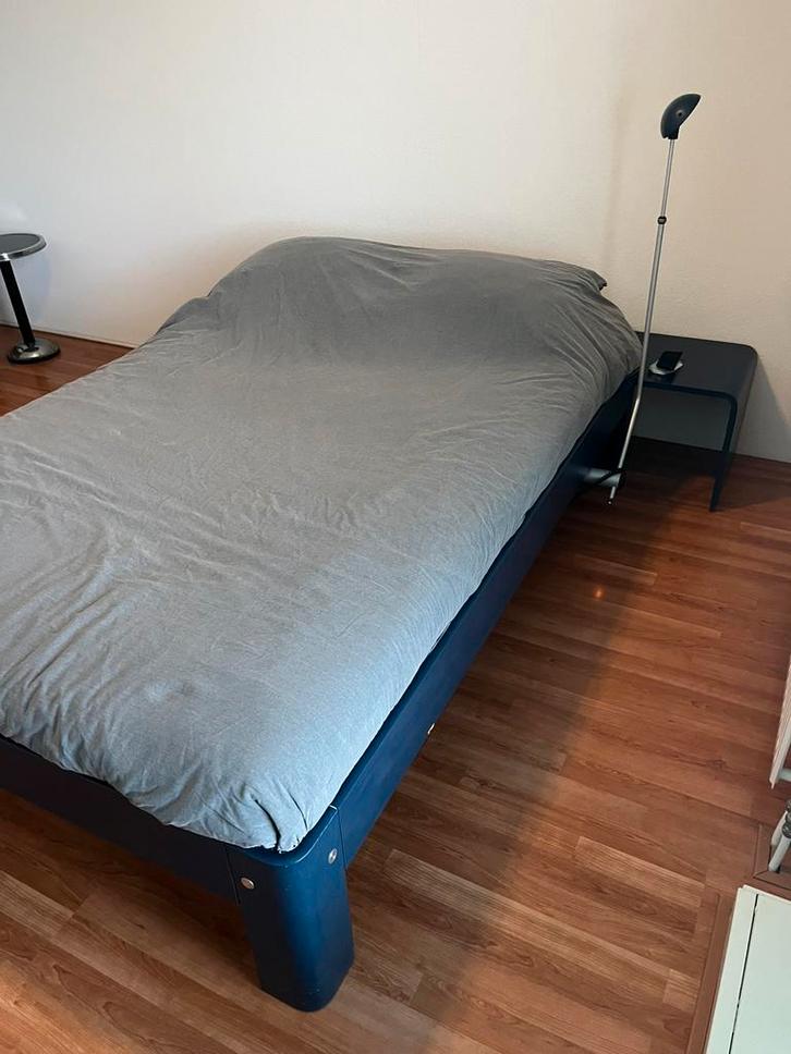 Auping bed - Verstelbaar!, Huis en Inrichting, Slaapkamer | Bedden, Gebruikt, Eenpersoons, 140 cm, 210 cm, Metaal, Blauw, Verstelbaar