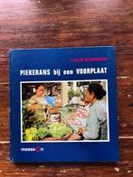 Tjalie Robinson Piekerans bij een voorplaat (1975), Ophalen of Verzenden, Tjalie Robinson, 20e eeuw of later, Gelezen