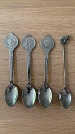 4 lepeltjes, 3 van wilhemina kwf, Ophalen, Gebruikt, Nederland, Speld(je) of Lepel(tje)