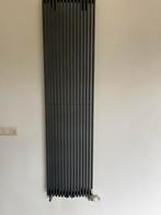 Design radiator antraciet thermic, Doe-het-zelf en Verbouw, Ophalen, Radiator, Minder dan 60 cm, Zo goed als nieuw