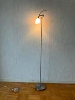 Staande Lamp RVS Melkglas Verstelbaar, Ophalen, Gebruikt, Metaal, 100 tot 150 cm