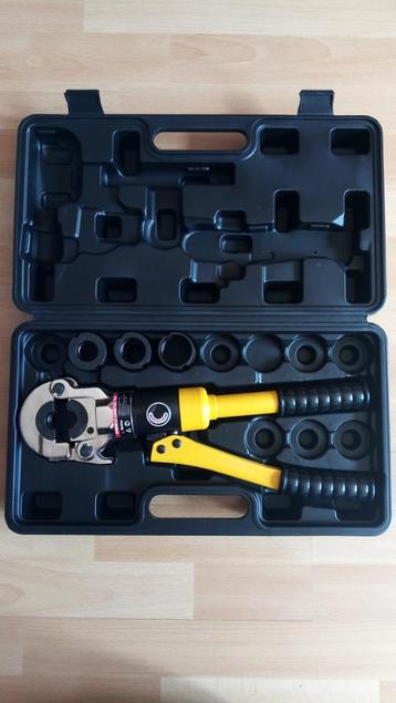 Hydraulische perstang voor b.v. Henco Comap Bonfix VSH beschikbaar voor biedingen