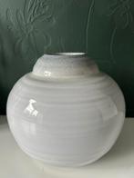 Schoonhoven plateel vaas Frans van Katwijk 1930's, Wit, Aardewerk of Porselein, Zo goed als nieuw, Minder dan 50 cm