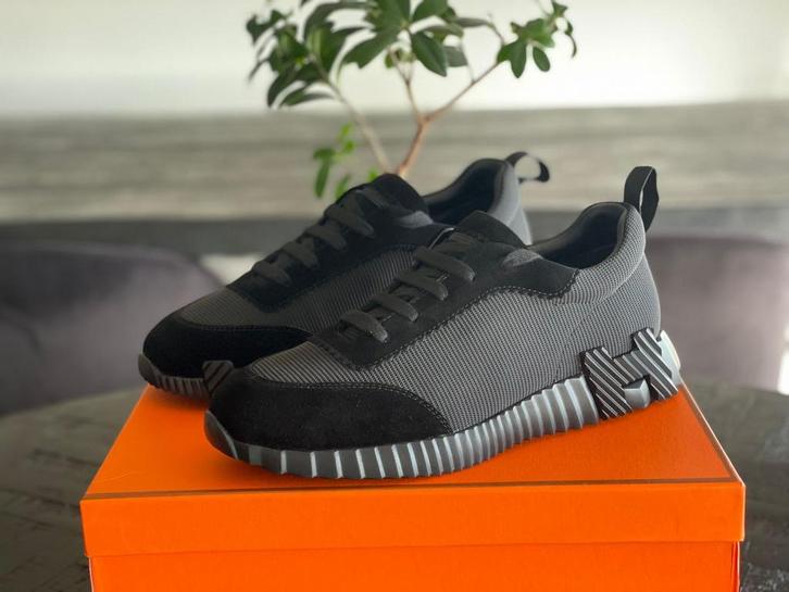 Hermes Bouncing | Zwart | Diverse maten | Nieuw, Kleding | Heren, Schoenen, Sneakers of Gympen, Overige kleuren, Ophalen of Verzenden