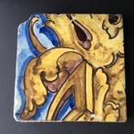 Antieke tegel: fragment, Antiek en Kunst, Antiek | Wandborden en Tegels, Ophalen of Verzenden