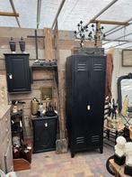 Oude lockerkast kast zwart stoer,sober,vintage, Ophalen, Zo goed als nieuw, X, X