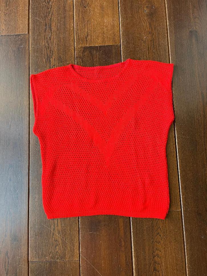 ** Vintage mouwloos truitje, maat 40 **, Kleding | Dames, Truien en Vesten, Zo goed als nieuw, Maat 38/40 (M), Rood, Verzenden
