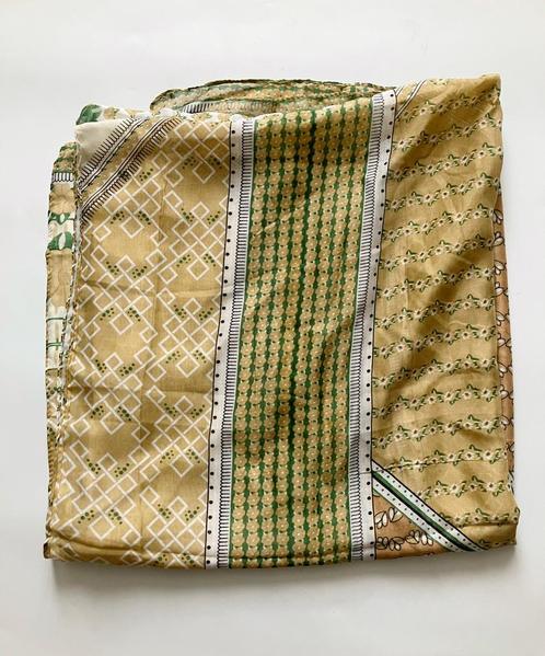 (Nieuw) Doorzichtige sjaal | L170 x B80 cm, Kleding | Dames, Mutsen, Sjaals en Handschoenen, Nieuw, Sjaal, Ophalen of Verzenden