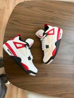Jordan 4 ‘Red Cement’ maat 45, Ophalen, Wit, Zo goed als nieuw, Nike Air Jordan