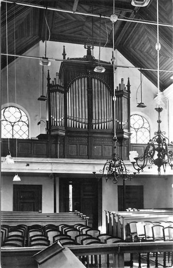 (304-239-013) Opmeer NH Ned. Herv. Kerk beschikbaar voor biedingen
