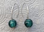 Oorbellen groen glas, Sieraden, Tassen en Uiterlijk, Oorbellen, Ophalen of Verzenden, Zo goed als nieuw, Groen