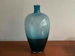 Floris Meydam: lichtblauwe flesvaas (grootste maat) Leerdam, Antiek en Kunst, Ophalen of Verzenden