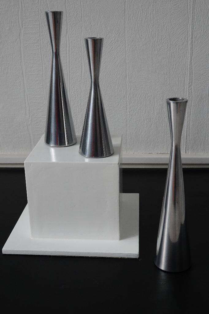 kaarsen kandelaars, Huis en Inrichting, Woonaccessoires | Kandelaars en Kaarsen, Zo goed als nieuw, Kandelaar, 25 tot 50 cm, Metaal