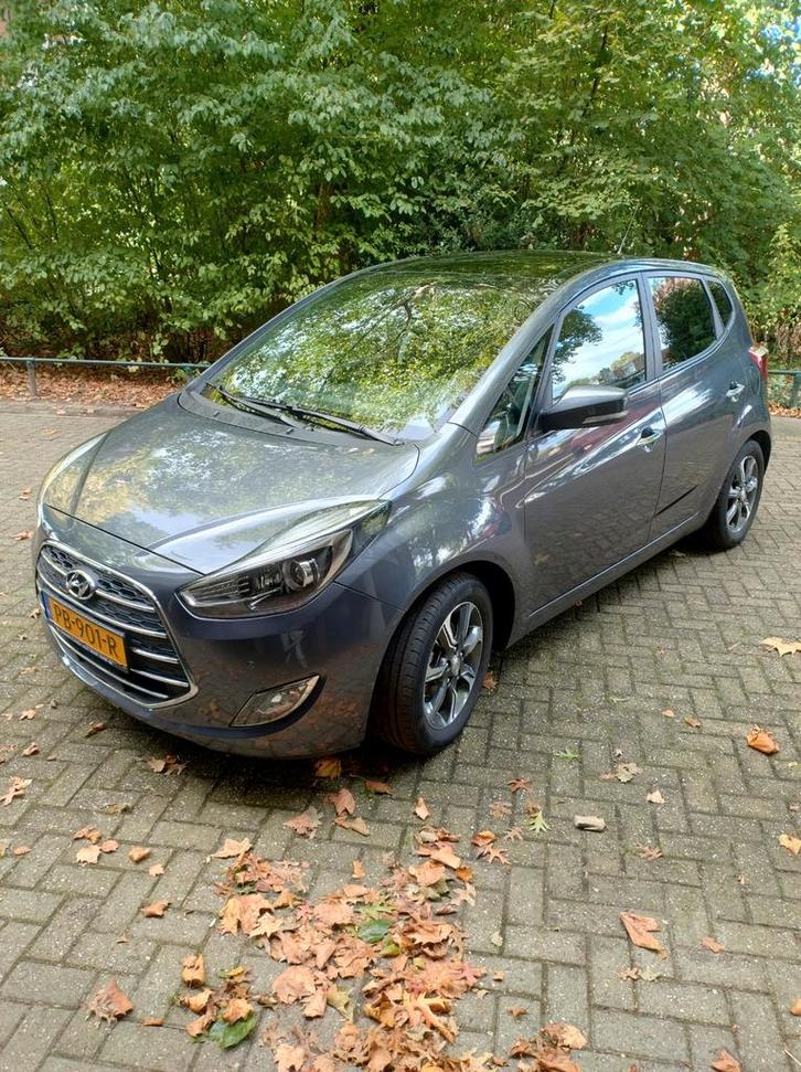 Hyundai iX20 1.6i Blue 124pk 2016 Grijs, Auto's, Hyundai, Particulier, iX20, Benzine, F, MPV, Handgeschakeld, Geïmporteerd, Zilver of Grijs