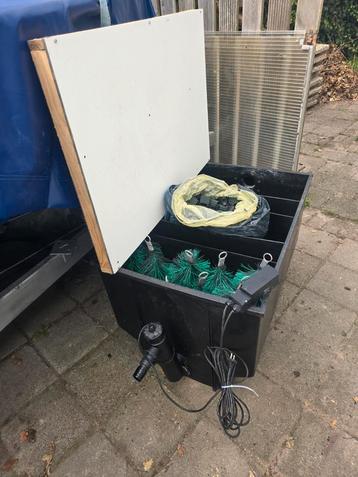 Grote 3 Kamer Vijverfilter met UV-Lamp beschikbaar voor biedingen