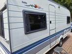 Hobby de Luxe 495, Vast bed, Rondzit, Hobby, Koelkast