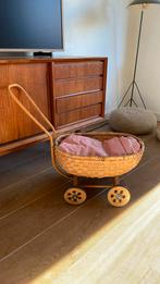Vintage poppenwagen met deken en kussen en matras, Ophalen, Gebruikt, Babypop
