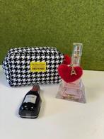 Revolution Emily in Paris make up tas, parfum, lippenbalsem, Ophalen of Verzenden, Nieuw, Overige kleuren, Dame
