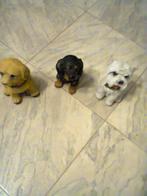 Dierenbeelden Hond Decoratie Beeldje Zwart /Wit /Licht Bruin, Ophalen of Verzenden, Dier, Zo goed als nieuw
