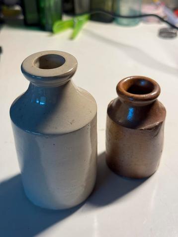 100 jaar oud kleine bijvul inkpotjes Victoriaanse steengoed beschikbaar voor biedingen