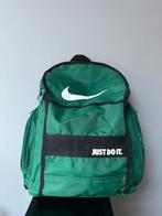 NIKE VINTAGE GROENE SPORTTAS RUGTAS TAS, Ophalen of Verzenden, Zo goed als nieuw, Overige merken