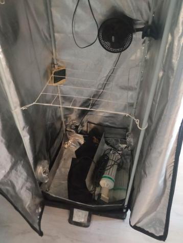 Kweek kast  beschikbaar voor biedingen