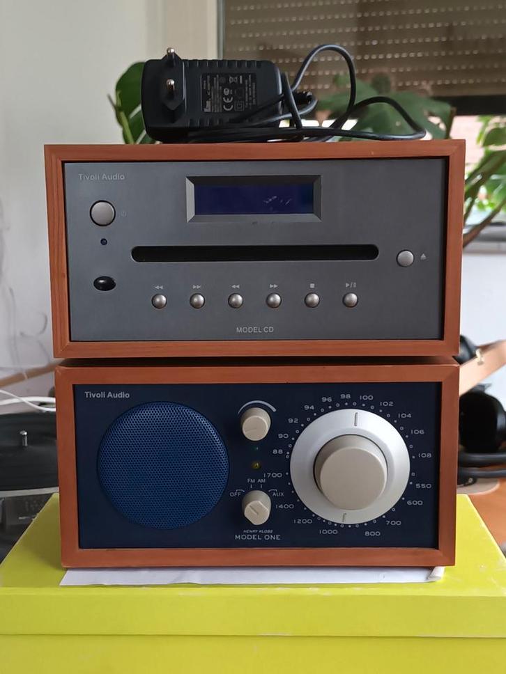 Tivoli Audio Model One + CD Speler, Audio, Tv en Foto, Radio's, Gebruikt, Radio, Met cd-speler, Ophalen of Verzenden