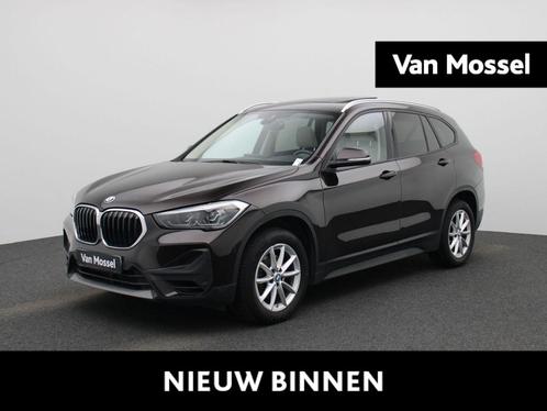 BMW X1 sDrive18i | PANORAMADAK | ACHTERUITRIJCAMERA | HARMAN, Auto's, BMW, Bedrijf, Te koop, X1, Airconditioning, Climate control