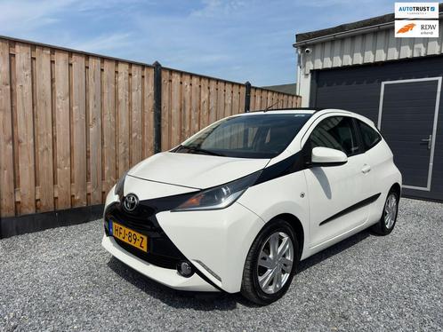 Toyota Aygo 1.0 VVT-i x-wave Automaat | Camera | Nieuwe APK, Auto's, Toyota, Bedrijf, Te koop, Aygo, ABS, Achteruitrijcamera, Airbags