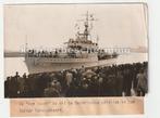 Persfoto Marine Van Speyck terug uit Antillen jaren '50?, Gebruikt, Verzenden, Kaart, Foto of Prent, X