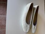 Gabor pumps ecru met beetje parelmoer maat 8/42, Pumps, Overige kleuren, Gabor, Ophalen of Verzenden