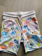 H&M Bermuda vissen allover print 128 soepele short, Jongen, Ophalen of Verzenden, Broek, Zo goed als nieuw