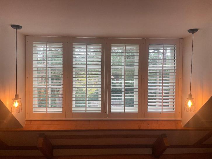 witte houten shutters, Huis en Inrichting, Stoffering | Gordijnen en Lamellen, Zo goed als nieuw, 100 tot 150 cm, 200 cm of meer