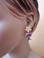 Oorbellen bloem en vogeltje blauw/lila met Swarovski kristal, Met kristal, Overige materialen, Verzenden, Nieuw