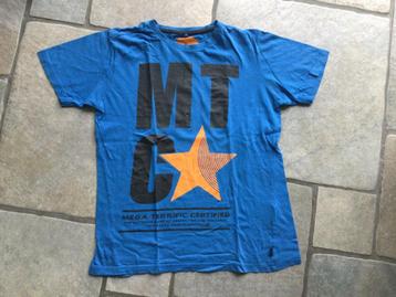 Mooi helder blauw t shirt maat 170/176 