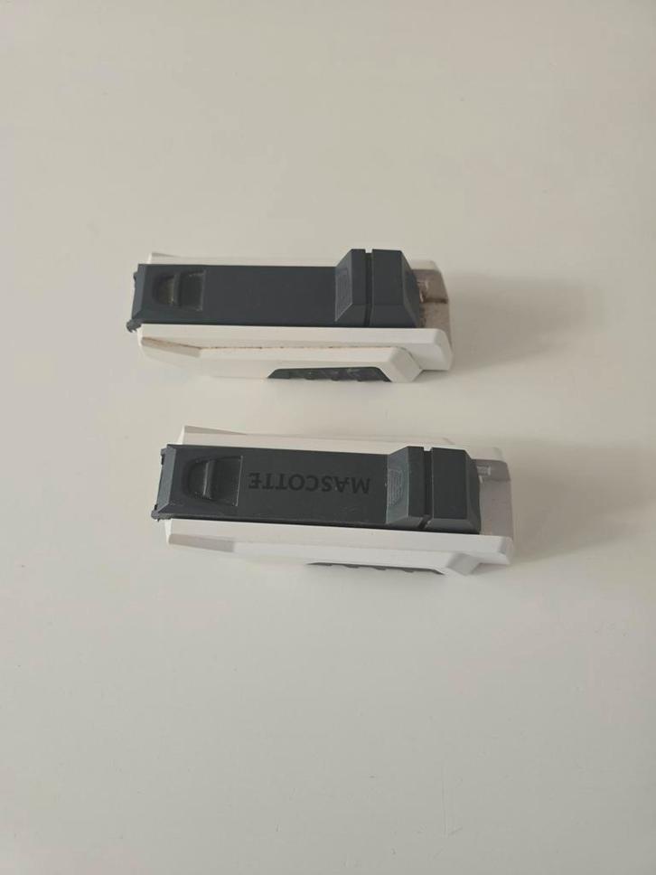 2x Hulzenstopper van Mascotte (Sigaretten maker), Verzamelen, Rookartikelen, Aanstekers en Luciferdoosjes, Gebruikt, Ophalen of Verzenden
