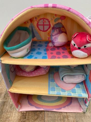 Knuffelhuisje beschikbaar voor biedingen