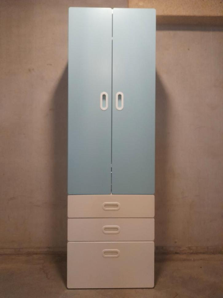 Te koop een ikea stuva / smastad kledingkast zgan., Kinderen en Baby's, Kinderkamer | Commodes en Kasten, Zo goed als nieuw, Kast