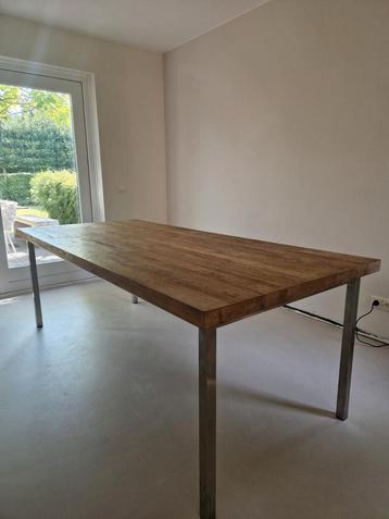 Teakhouten Tafel met RVS Poten - 200x100 cm beschikbaar voor biedingen