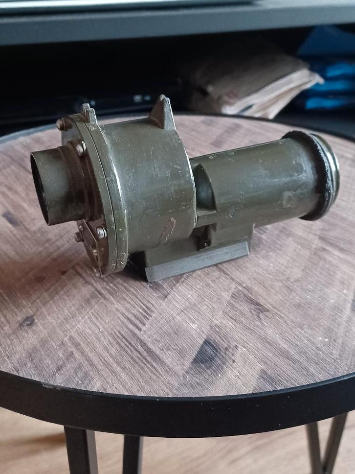 Telescoop M90D late WO2, Verzamelen, Militaria | Algemeen, Landmacht, Overige typen, Amerika, Verzenden